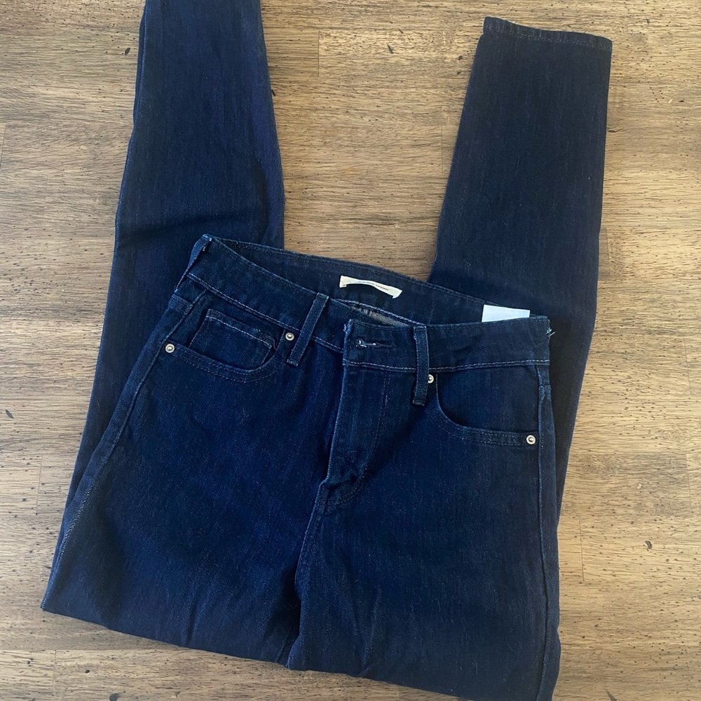 Dark Levi Jeans 721 Skinny 26W 28L